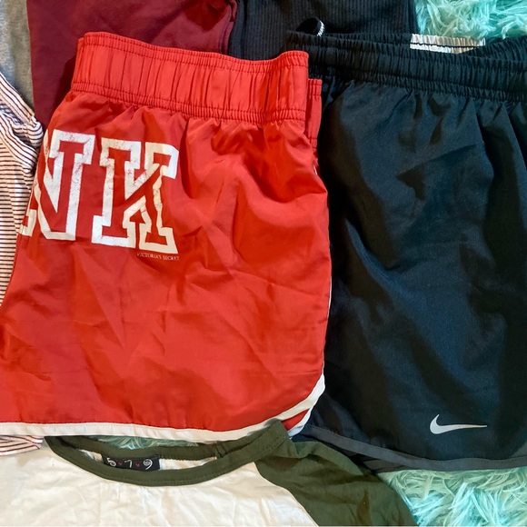 Women’s size small lot. 18pc all in good condition or NWT - Picture 4 of 8